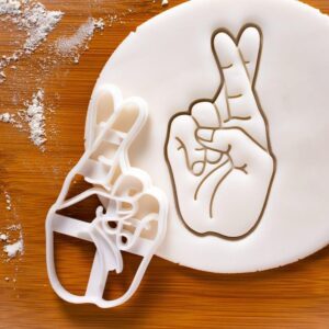 Luck Sign Cookie Cutter Fingers Crossed Hand Gesture Biscuit Cutters for Good Luck Baking Cultural Symbol Superstition Theme Party Favor Unique Gift for Wishful Cookies (ONLY LUCK SIGN)