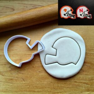 Football Helmet Cookie Cutter, Suitable Size, Great for Sports Fans, Game Day Snacks, and Tailgate Parties, Durable Cookie Design, Made in The India, Choose Standard or Dishwasher Safe