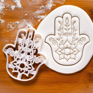 Hamsa Hand Cookie Cutter Cookie for Spiritual Baking Biscuit Fondant Clay Cutter Symbol of Protection Evil Eye Amulet Talisman Luck Middle Eastern Culture Educational Crafts
