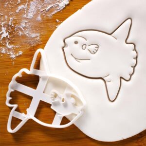 Cookie Sunfish Cookie Cutter Ocean Theme Baking Tool Birthday Parties Beach Party Treats Tropical sea Life Biscuit Fondant Cutter Marine Animal Shape Summer Celebration Baking (ONLY Sunfish)