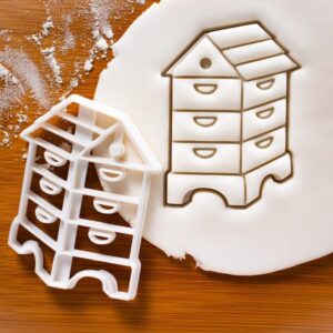 Cookie Beehive Cookie Cutter Biscuit Mold for Honeybee Baking Apiculturist Gifts Beekeeper Themed Parties Hive Treats Honeycomb Comb Pollen Nectar Insect Fondant Clay Crafts (ONLY Beehive)