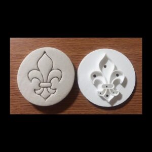 Fleur De Lis Black Cookie Cookie Embosser Stamp for Cupcake Decorating French Royal Symbol Baking Tool for Cookies Fondant Crafts Elegant Party Desserts and Themed Celebration