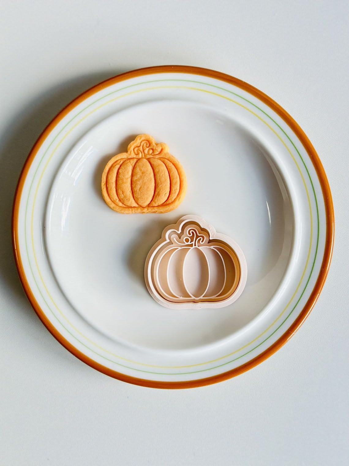 Black Pumpkin Cookie Cutter Fall Pumpkin Cookie Cutter Stamp Set Leaf Pumpkin Shape Baking Tool for Cookies Fondant Cake Decorating Autumn Party Treats Kitchen Baking Accessory - Image 5