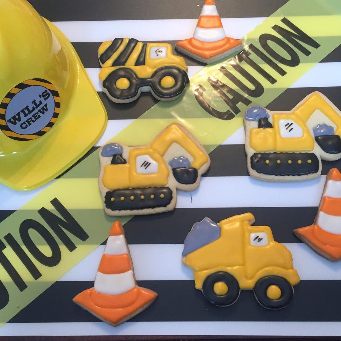 Hard Hat and Construction Cone Cookie Fondant Clay Cutter for Themed Baking Decorating Polymer Craft Projects Play Dough Modeling Shaping Tools for Kids Party Favors India Cookie - Image 3