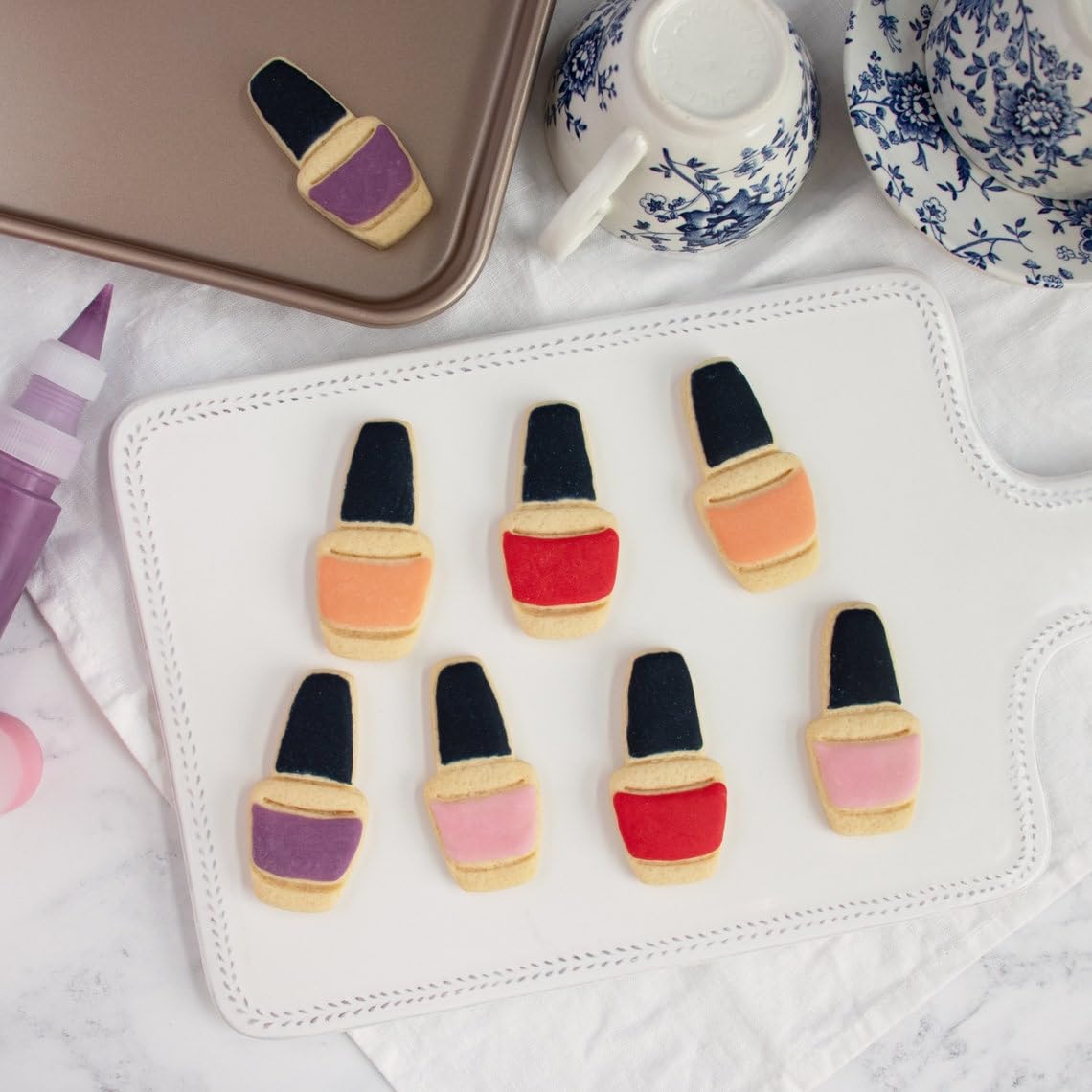 Nail Polish Cookie Cutter for Makeup and Beauty Themed Baking, Salon Parties, Fashion Events, Pampering Sessions, Stylist Celebrations, Red Carpet Treats, Beauty Lover Gifts (ONLY NAIL POLISH) - Image 2