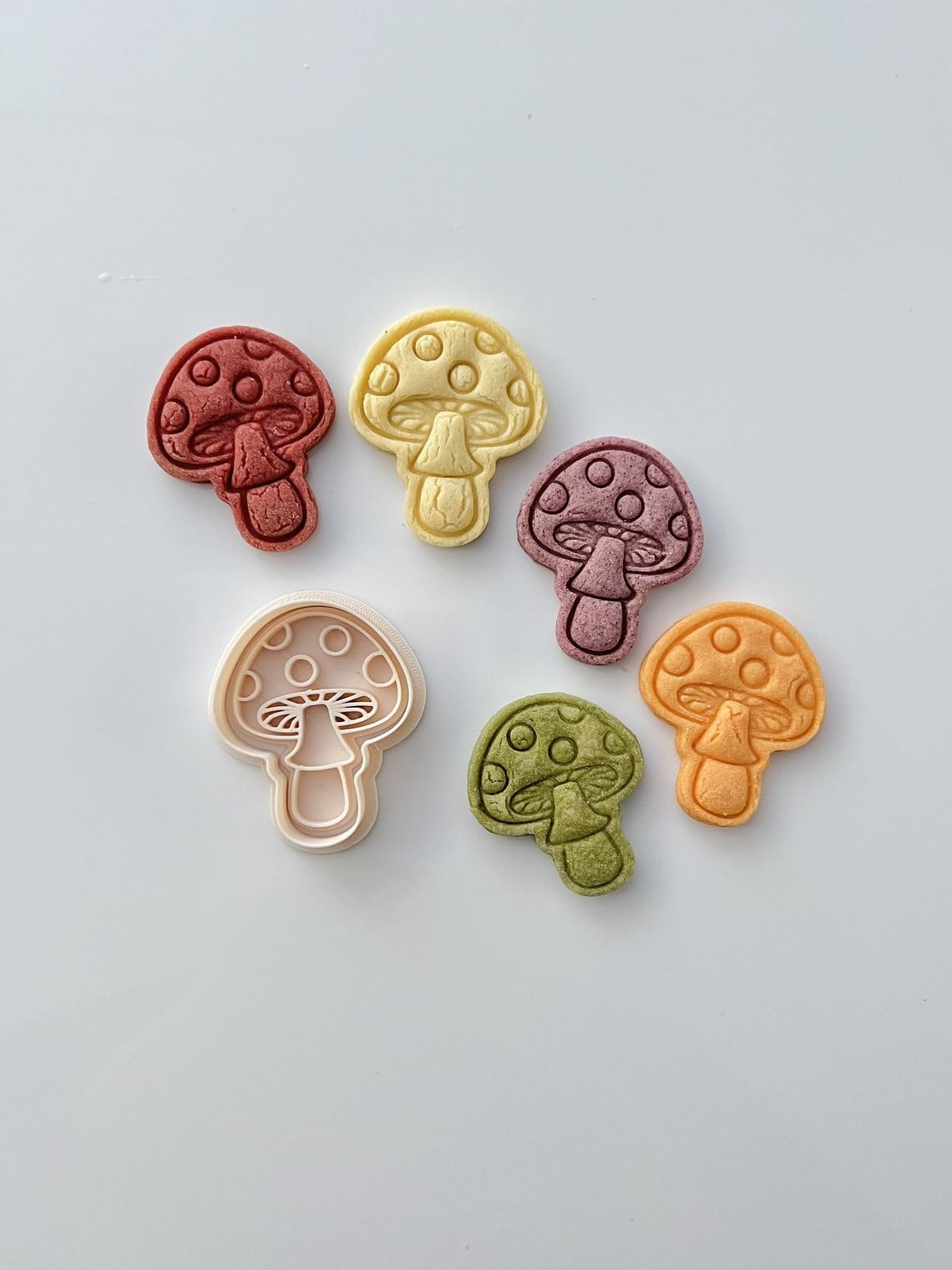 Black Spring Mushroom Cookie Cutter Set, Boho Plant Cookie Mold, Spring-Themed Cookie Cutter Stamp Set for Baking, Fondant and Dough Tool, Creative Dessert Decoration cookie India - Image 4