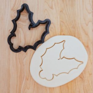 Christmas Holly or Mistletoe Outline Large Cookie Cutter India Cookie for Holiday Cookie Baking, Fondant Decoration, and Clay Crafting Festive Seasonal Designs