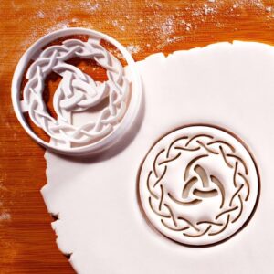 Triple Horn of Odin Cookie Cookie Cutter Biscuit Fondant Craft Clay Cheese Dough Sugarpaste Sugarcraft Baking Tool Norse Mythology Viking Theme Nordic Ancient Symbolic Baking India