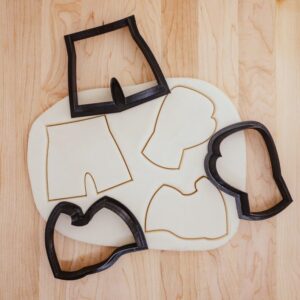 Boxing Cookie Fondant Clay Cutter Set of 3 India Cookie Molds for Shaping Boxing Shorts Boxing Glove and Tricep Muscle Sports Themed Baking Tools DIY Cake Cupcake Craft