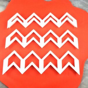 Black Chevron Fondant Cookie Cutter Set of 3 Geometric Pattern Biscuit Pastry Cutter Stencil with Sharp Edges for Baking and Decoration in India