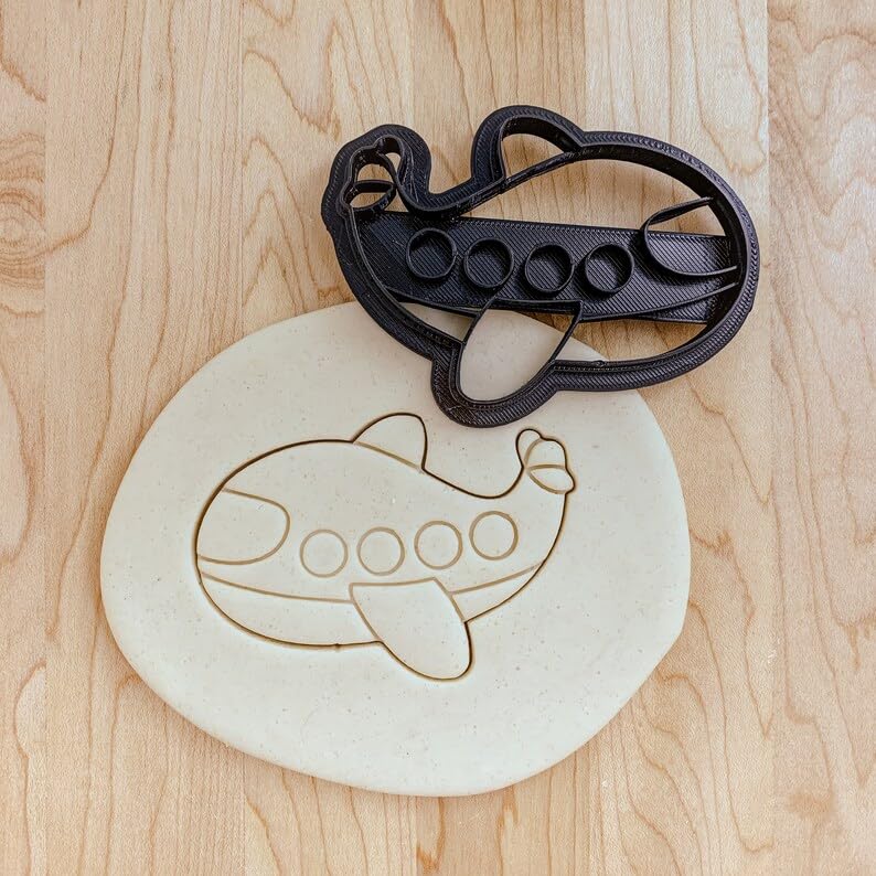 Cartoon Airplane Cookie Cutter India Cookie Mold for Shaping Cookies Fondant Clay Baking Tool Kids Party Decorations Fun Aviation Themed Cakes Cupcakes DIY Craft Supplies