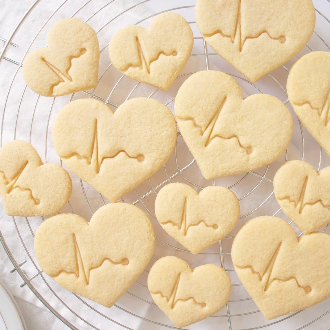 ECG Small Heartbeat Rhythm Cookie Cutter EKG Biscuit Mold Medical Nursing Doctor Student Gifts Heartbeat Pattern Dough Cutter Unique Design for Healthcare Professionals Baking (ONLY SMALL) - Image 6