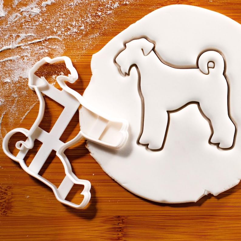 Cookie Airedale Terrier Dog Outline Cookie Cutter for Biscuit Fondant Clay Baking Shaped Like King of Terriers Ideal Dog Lovers Themed Parties Custom Dog Treats Birthday Gifts (ONLY OUTLINR)
