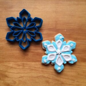 Cookie Snowflake Cookie Cutter Multi Size for Christmas Holiday Baking Snowflake Shaped Decoration Tool for Kids Party Snacks Shaped Treats Made in India Durable Kitchen Accessory