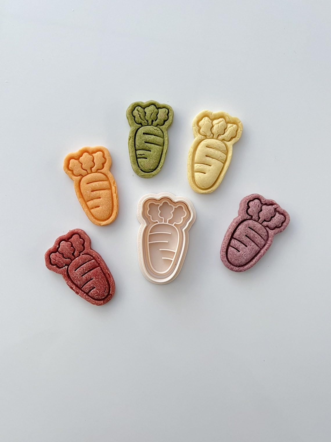 Black Carrot Cookie Cutter Stamp Set Sweet Carrot Shape Rabbit Treat Mold Food Safe Baking Tool for Cookies Fondant Clay Treats Creative Dessert Making and Everyday Use - Image 7