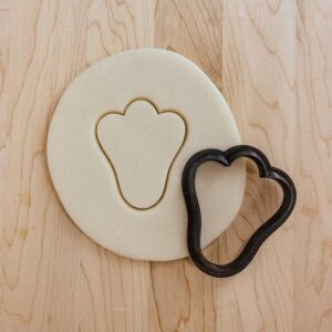 Bunny and Dinosaur Track or Footprint Cookie Cutter India Cookie for Fun Animal-Themed Baking, Fondant, and Clay Crafting, Perfect for Easter, Kids’ Parties, and Creative Treats
