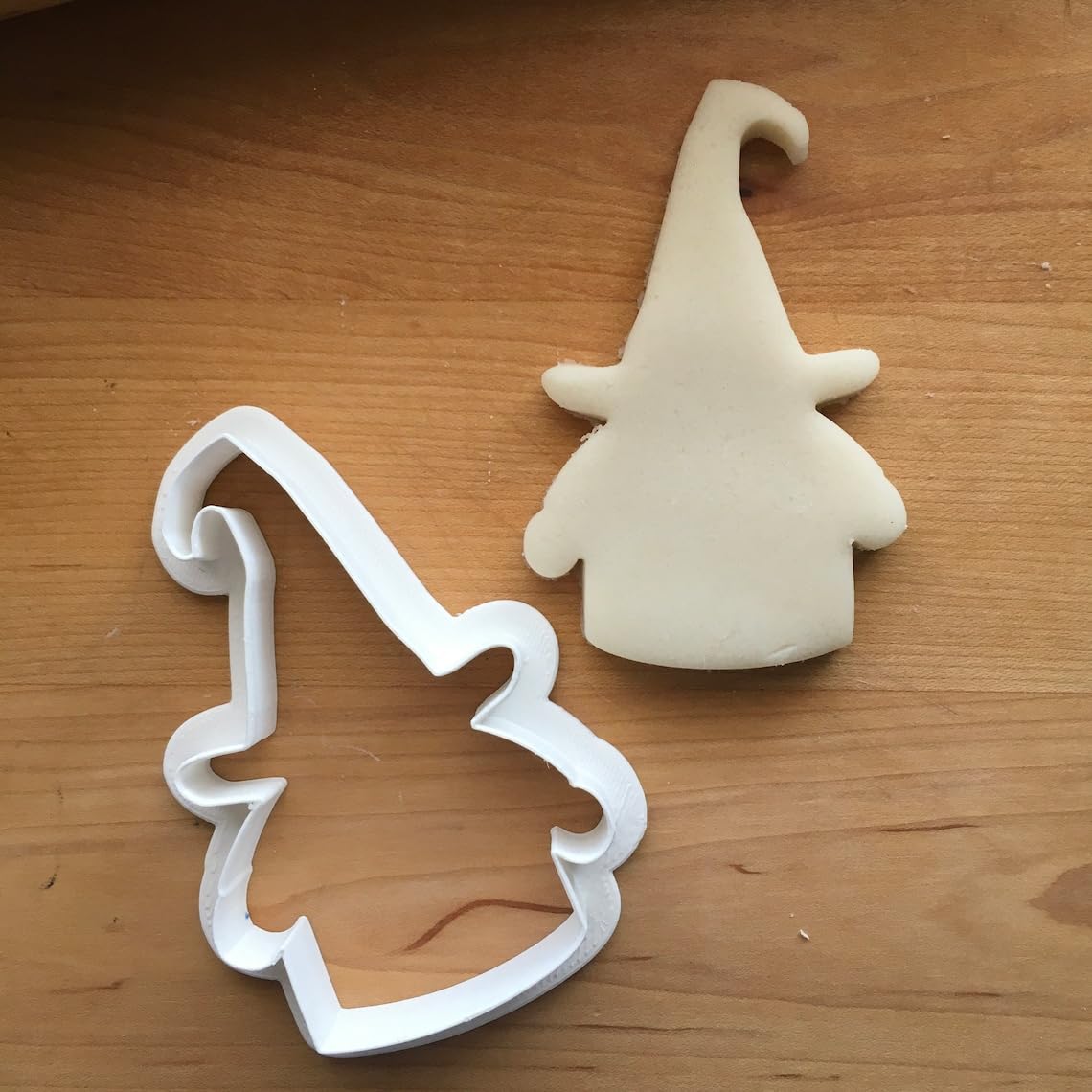 Witch Gnome Cookie Cookie Cutter for Halloween Baking, Fall-Themed Cookie Designs, Made in India, Ideal for Gnome Lovers, Halloween Parties, and Holiday Treats - Image 2