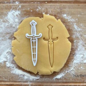 Black Sword Cookie Cutter Fantasy Sword DnD Inspired Baking Tool Gamer Gift Cookie Cutter for Themed Parties Home Baking Creative Treats DIY Cake Decorations and Party Favors