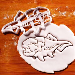 Dunkleosteus Cookie Cutter for Prehistoric Sea Monster Themed Baking Fossil Enthusiasts Dino Party Biscuit Cutter Unique Ancient Fish Design Perfect for Dinosaur Themed Birthdays