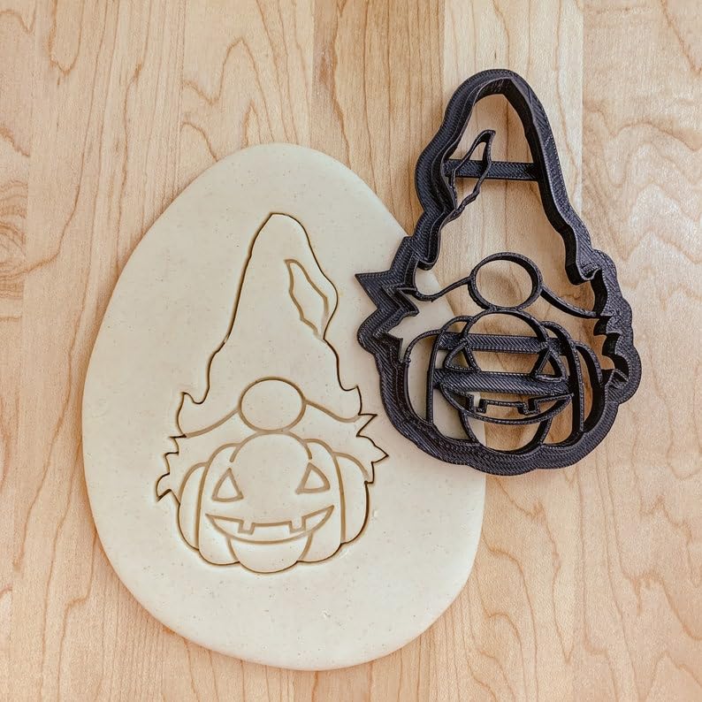 Gnome with Pumpkin Cookie Cutter India Cookie Mold for Shaping Unique Halloween and Fall-Themed Cookies Fondant Clay Decorations Perfect for Seasonal Baking, Crafts, and Festive