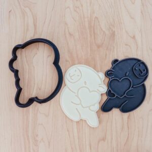 Capybara with Heart Cookie Cutter and Stamp Set Cookie for Fondant Clay Dough Valentines Theme Sugar Cookies Decorating Tool for Kids Crafts Baking Projects Made in India