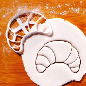 Croissant Cookie Cookie Cutter for French Bakery Inspired Baking Parisian Pastry Theme Biscuit Dough Cutter Caf� Style Treats French Dessert Parties Breakfast Brunch Events