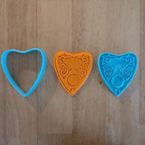 Black Planchette Cookie Cutter and Stamp Set for Baking Fondant Biscuits Clay Crafts Mystical Theme Cake Decorating Spiritual Party Supplies Kids Activities and Creative Halloween DIY