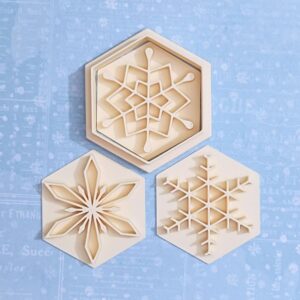 Snowflakes Cookie Design 3 Cutter Set 3 Winter Holiday Baking Snowflake Shape Biscuit Pastry Fondant Sugar Paste Cutters for Christmas Party Homemade Cookies and Festive Cake (ONLY DESIGN 3)