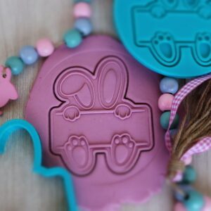 Black Bunny Name Plaque Cookie Cutter Stamp Stencil Baking Tool for Personalized Easter and Bunny Theme Cookies Fondant Pastry Biscuits Sandwiches Desserts Spring Party Snacks Kitchen