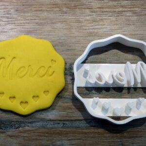 Thank You Message Cookie Cutter for Making Homemade Sand Biscuits Pastry Sugar Paste Fondant Cake Decorations Perfect for Appreciation Gifts Party Favors Business Branding and Daily