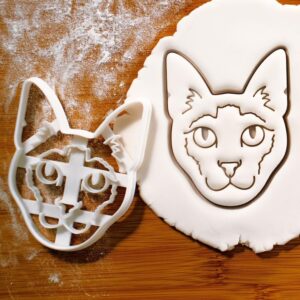 Siamese Cat Cookie Cutter Cookie for Cat Lovers Baking Purrfect Biscuit Fondant Clay Cutter Animal Shaped Treats for Birthday Parties Pet Celebrations and Creative Snack Making