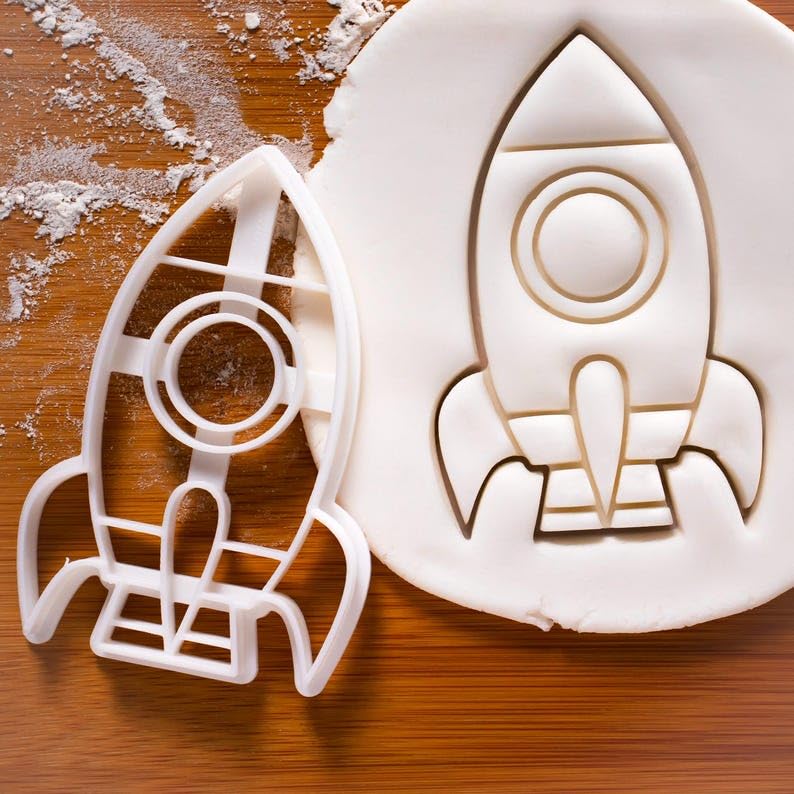 Rocket Spacecraft Cookie Cutter Set Featuring Space-Themed Designs Ideal for Baking and Crafting with Biscuits Fondant Clay Cheese Sugarpaste Marzipan Moulds Perfect for Space (ONLY ROCKET)