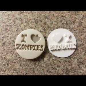 I Love Zombies Black Cookie Embosser Stamp for Halloween Cookies and Cupcakes Spooky Baking Tool for Horror Party Treats Zombie Themed Desserts and Creepy Holiday Decorations