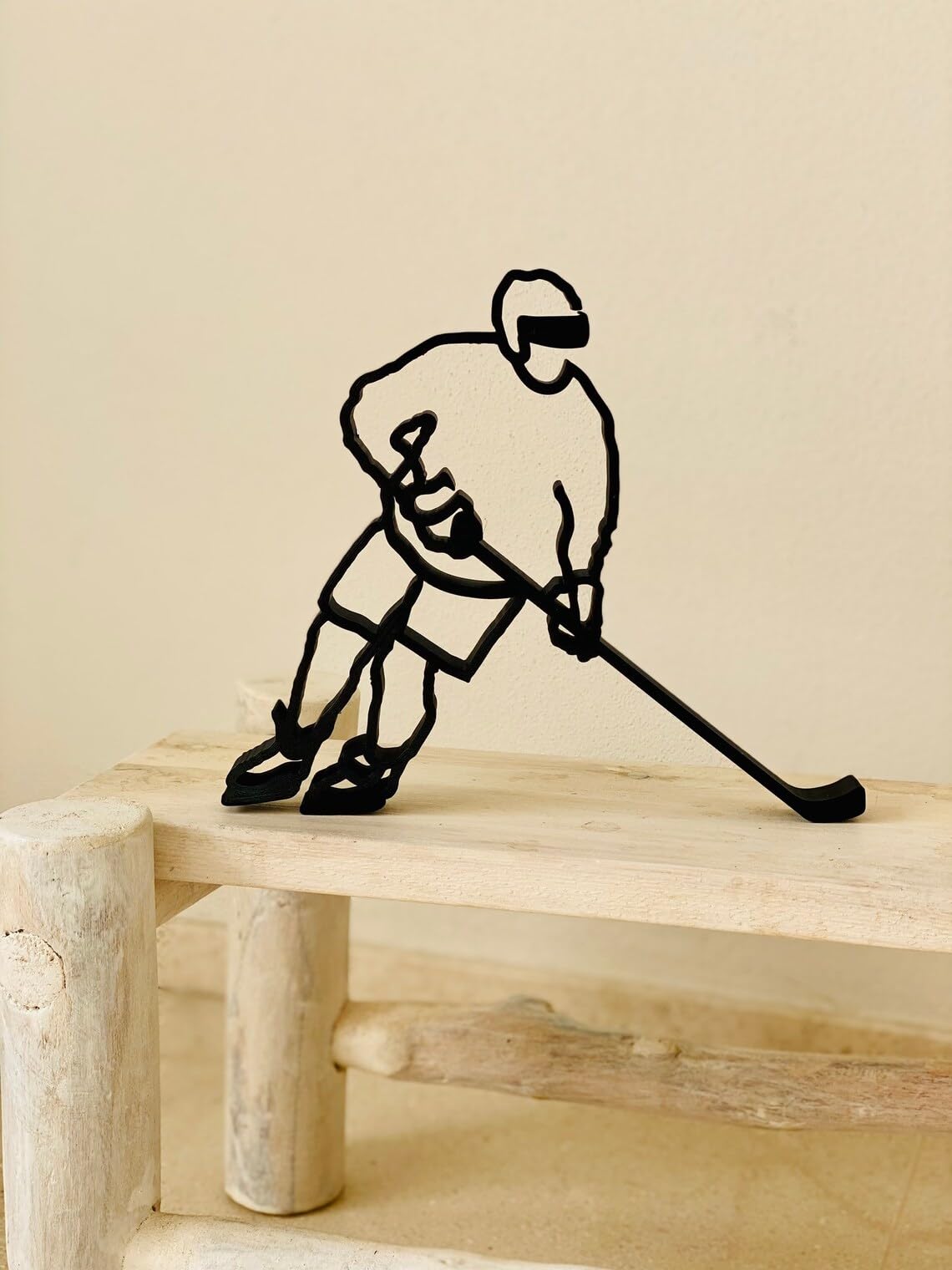 Ice Hockey Player Statue Figure: Minimalist Art Bookshelf Sculpture, Tabletop Decor, Ideal Christmas Gift and Windowsill Statue - Image 2