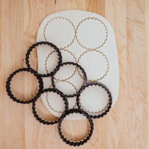 Set of Six Scalloped Circle Cookie Fondant Clay Cutters 2 Inch and 2.5 Inch India Cookie Baking Tools for Shaping Cookies Cakes Cupcakes Craft Supplies for Detailed Decorative Projects