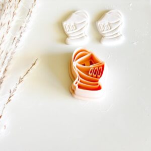Knight Armor Imprint Earring Cutter Black cookie, 1.5 Inch Polymer Clay Knight Head Charm Cutter, Pendant Jewelry Making Tool, Creative Clay Craft Mold for Earrings