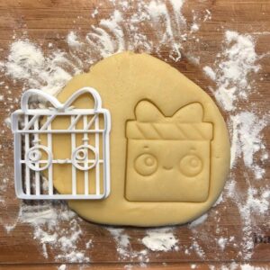 Black Christmas Gift Cookie Cutter for Christmas Cookies Winter Baking Cute Kawaii Xmas Biscuit Fondant Clay Cutter Holiday Treats Christmas Gift for Mom Happy Holidays Home Baking