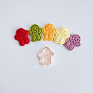 Black Gingerbread Man Cookie Cutter Stamp Plastic Cute Bow Tie Christmas Shape Baking Tool for Holiday Cookies Biscuits Fondant Party Treats Home Baking Festive Desserts Seasonal Fun