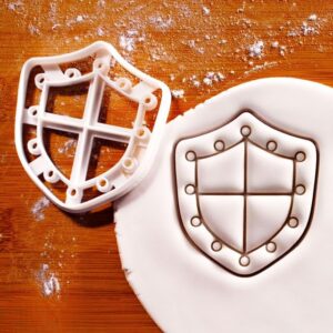Knight Shield Cookie Cutter | Medieval-Themed Biscuit Cutter Unique Baking Creations | Shield Shape Cookies, Fondant, Crafts | Durable Easy-to-Use Kitchen Tool Creative Bakers (ONLY SHIELD)