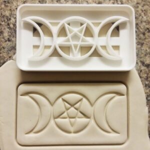 Black Triple Goddess Symbol Cookie Cutter Cookie Witchcraft Wicca Cookie Mold for Halloween Baking Pagan Ritual Treats Spiritual Desserts Moon Phase Crafts and Occult Celebration Decor