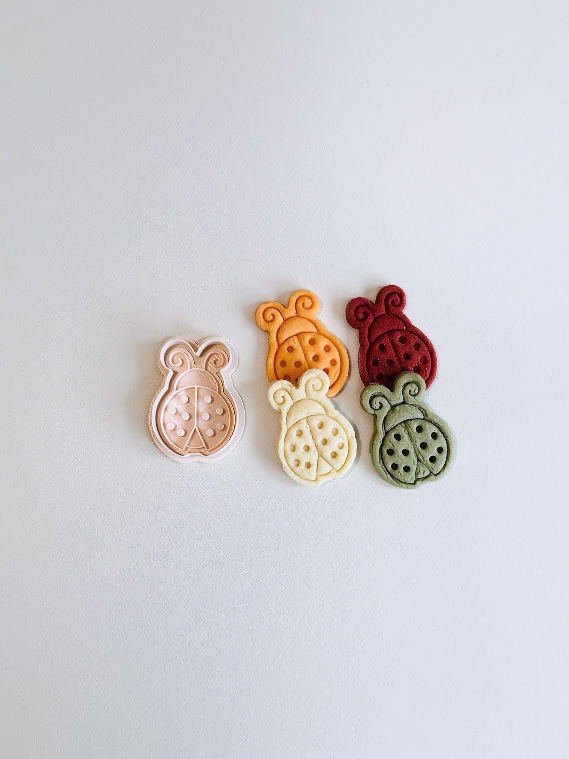 Black Ladybug Cookie Cutter cookie Spring Lady Bug Cookie Cutter Stamp Set Animal Cookie Cutter Fondant Molds for Cookies Pastries Cupcakes Biscuits Dessert Baking Tool for Kids