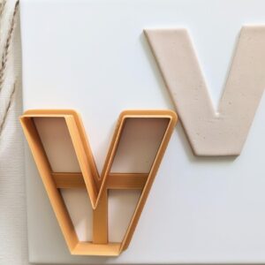Alphabet Letter V Cookie Cutter for Biscuit Fondant Pastry Dough Letter V Polymer Clay Cutter for Personalized Baking Alphabet Shape Cutter for Custom DIY Clay Art and Craft Projects
