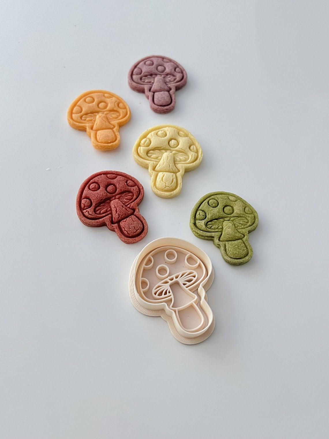 Black Spring Mushroom Cookie Cutter Set, Boho Plant Cookie Mold, Spring-Themed Cookie Cutter Stamp Set for Baking, Fondant and Dough Tool, Creative Dessert Decoration cookie India - Image 3