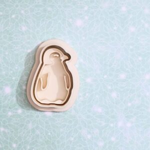 Turned Baby Penguin Cookie Cutter Set for Animal Theme Baking Cute Penguin Shape Cookies Fondant Sugar Paste Cupcake Decoration DIY Craft Winter Party Favor Kids Holiday Baking Supplies