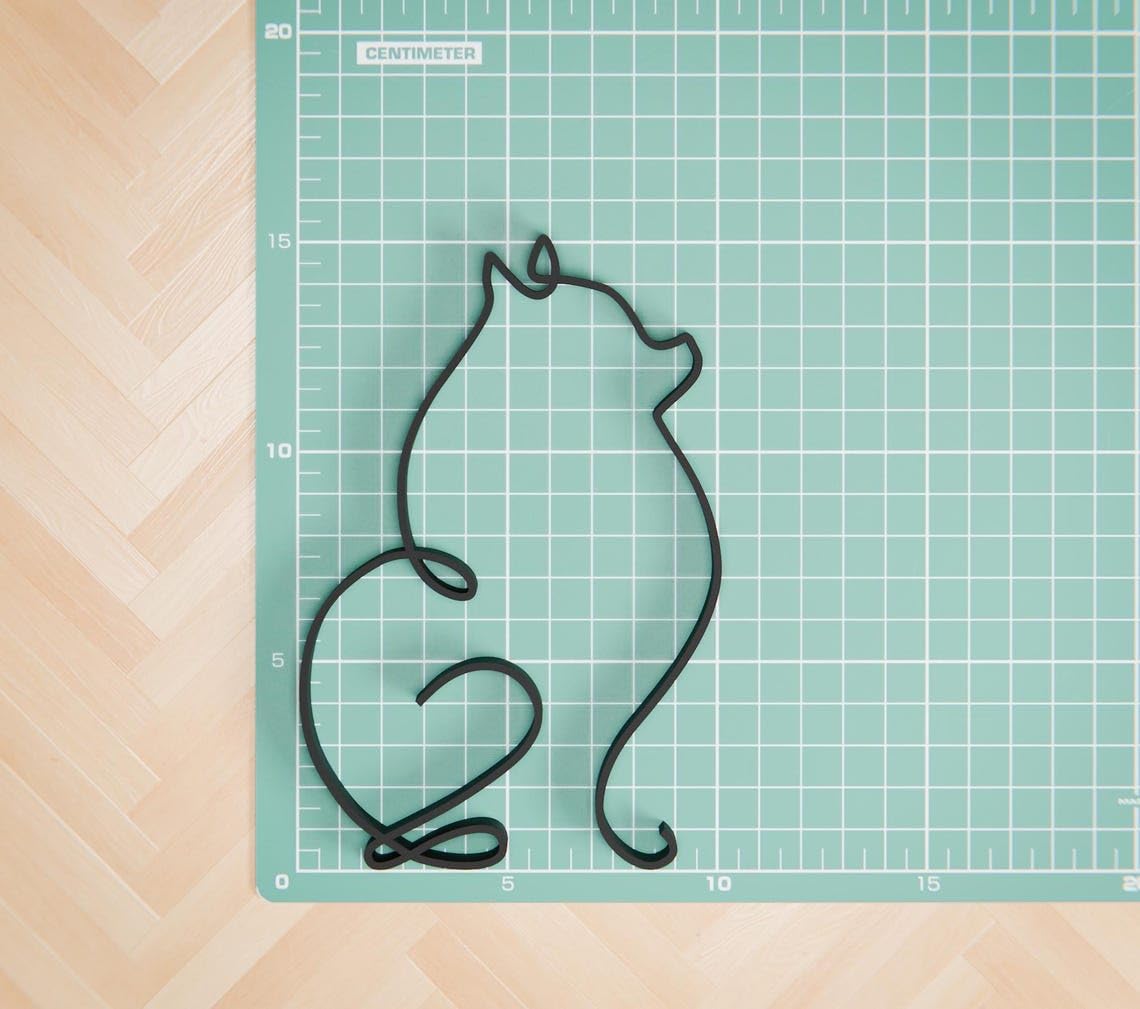 Pomeranian Dog Modern Personalized Line Art Plastic Home Office Decorative Figure with Custom Name for Dog Lovers Interior Shelf Table Display India - Image 4