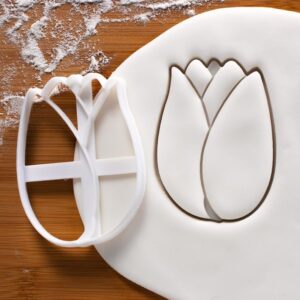 Tulip Flower Cookie Cutter for Spring Baking Garden Party Wedding Treats Floral Biscuit Mold Flower Petal Shaped Fondant Cutter Gardening Theme Seasonal Cookie Tool for Homemade