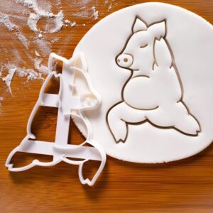 Yoga Pig Warrior Pose One Cookie Cutter Biscuit Cutting Fitness Exercise Pose Cookie Cutter Perfect Healthy Lifestyle Themed Baking Creative Biscuit Shaping Cookie (ONLY Warrior Pose 1)