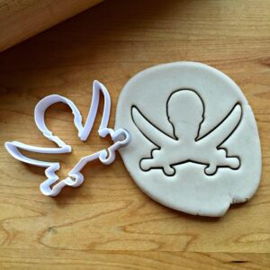 Jolly Roger Pirate Skull and Crossbones Cookie Cutter, Suitable Size Cookie Baking Tool for Pirate-Themed Parties, Costume Events, and Pirate Lovers, Made in India
