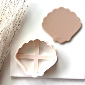 Sea Shell Cookie Cutter for Beach Theme Baking and Large Sea Shell Clay Cutter for Polymer Clay Crafts Fondant Cake Decoration Cookie Ocean Coastal DIY Craft Tool