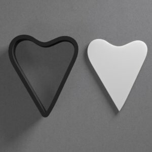 Whimsical Uneven Heart Polymer Clay Cutter Sharp Tapered Edge Clay Earring Cutter Jewelry Making Tool for Mini Studs Unique Heart Pendant Set Cookie Cutter for Romantic and Artistic